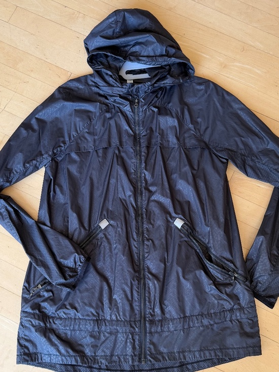 LULULEMON Miss Misty Rain/wind jacket, 10,  CB2588 - Picture 7 of 9
